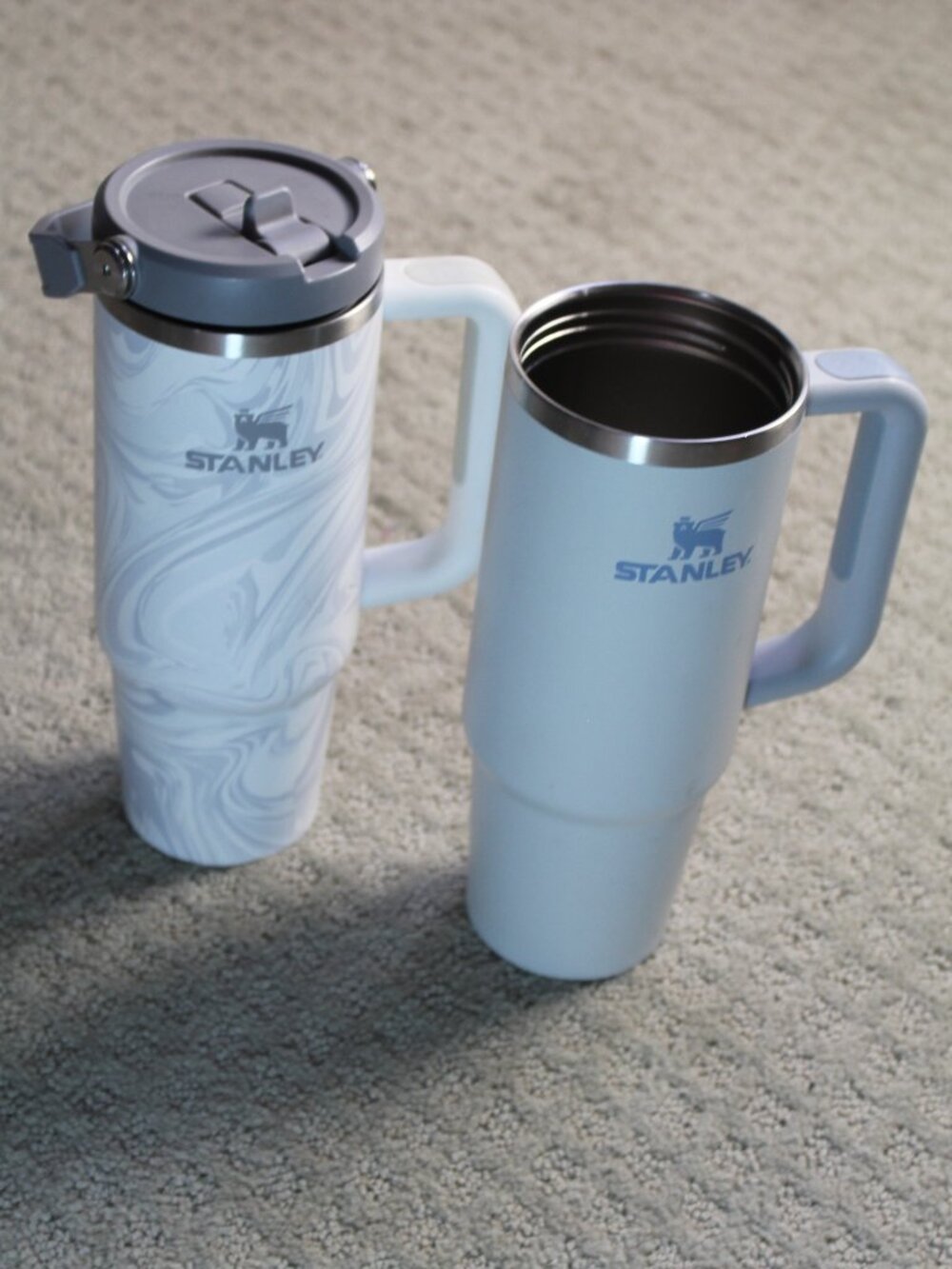 Set of 2 Stanley 30 Oz. Quencher Tumbler Polar Swirl Grey Marble & Grey (1 Lid)